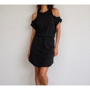 Riller & Fount Cold Shoulder Dress Womens 1 Small Black‎ Modal Knit Mini Casual